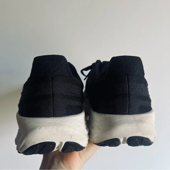 Women's New Balance Fresh Foam X 1080v13 Running Shoes in Black White Women’s 8